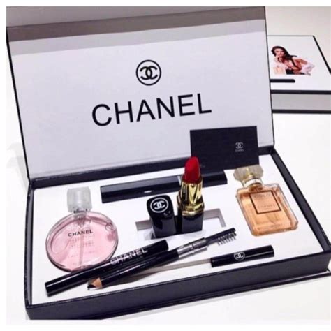 Chanel makeup gifts